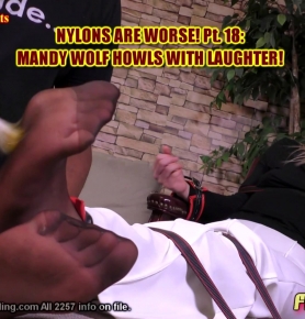 [Ҷ] µ˿Mandy Wolf Howls with Laughter Nylons Are Worse